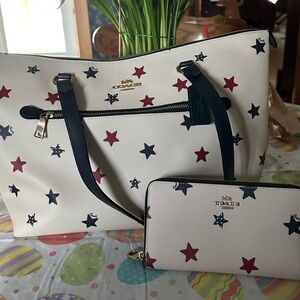 Coach Gallery Tote Americana Star Print
